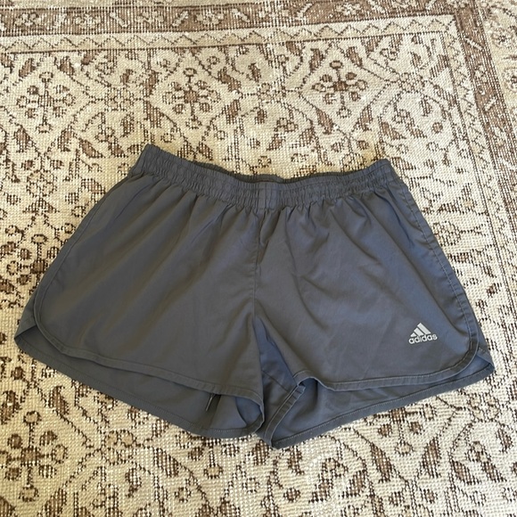 Adidas running shorts size M - Picture 1 of 2